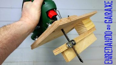 🔥 PORTABLE jigsaw JIG for perfect vertical cuts in wood
