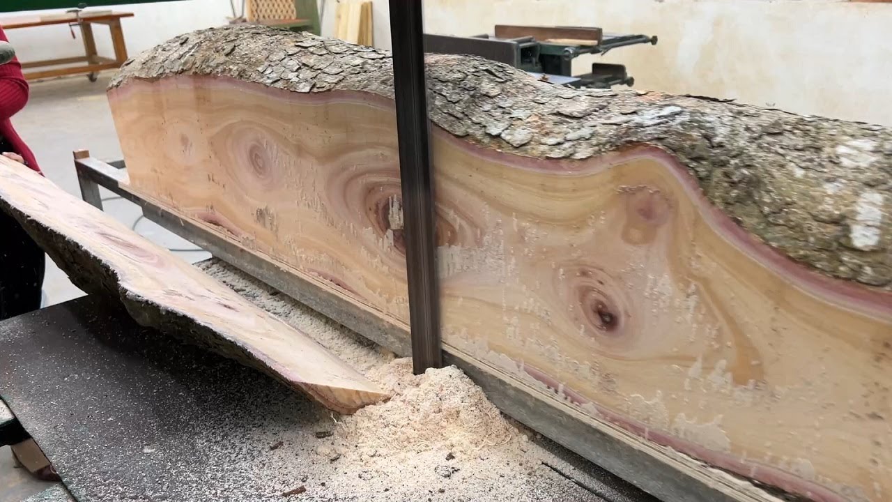 Amazing Woodworking Giant Has Extremely Ingenious Skills - Ideas Build ...