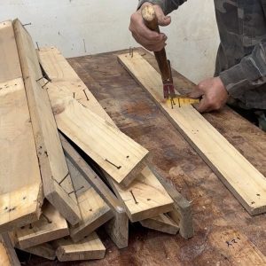 Amazing Perfect Old Pallet Wood Recycling Project - Turn Two Forgotten Pallets Into Smart Toolboxes