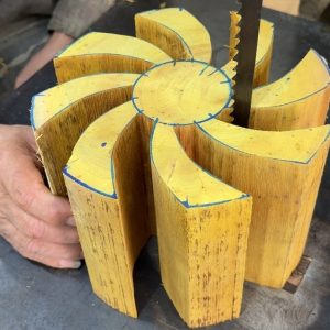 Genius Ideas Of 63-Year-Old Carpenter Who Create Million-dollar Masterpieces Will Amaze The World.